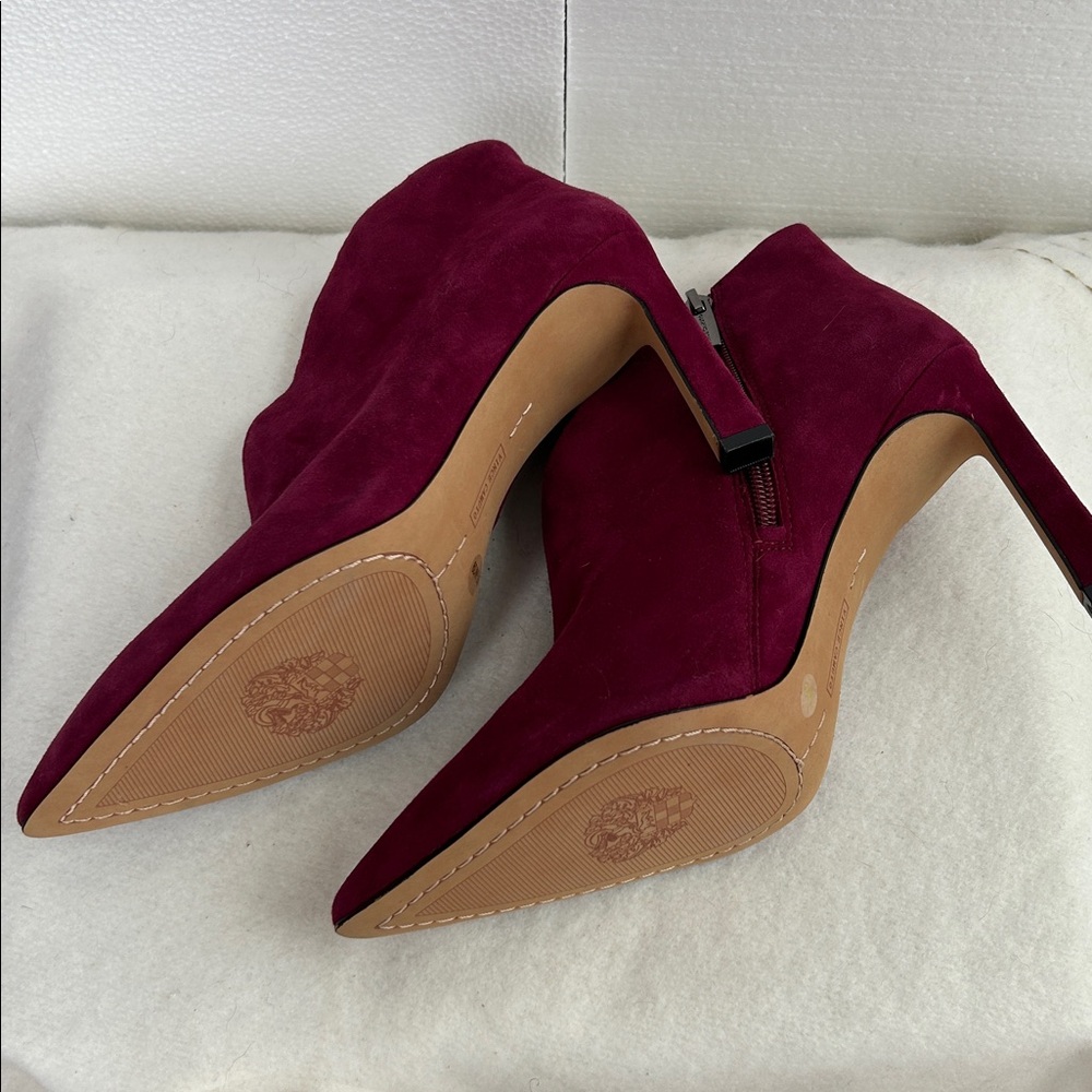 NWOB Vince Camuto Women's Suede Plum Ankle Booties‎ - Picture 6 of 9